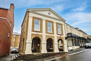 17 Buttermarket, Dorchester DOR - Local commercial