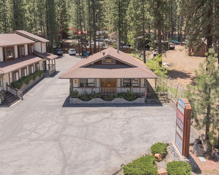 41609 Big Bear Blvd, Big Bear Lake, CA à vendre - Photo de l’immeuble – Image 3 sur 8