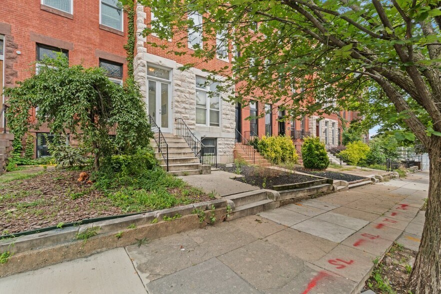 2215 Eutaw Pl, Baltimore, MD à vendre - Photo de l’immeuble – Image 2 sur 49