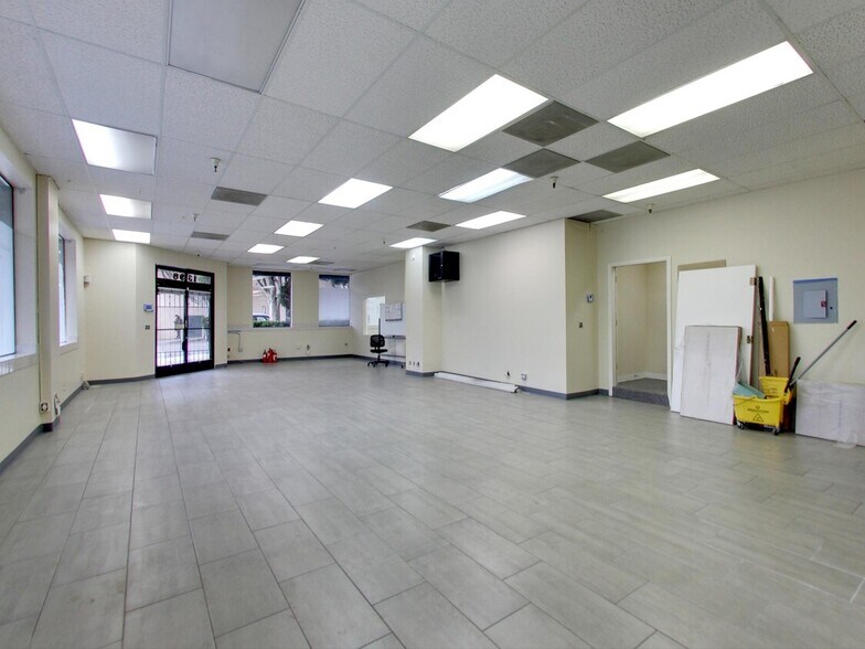 1398 Valencia St, San Francisco, CA à louer - Photo intérieure – Image 3 sur 10