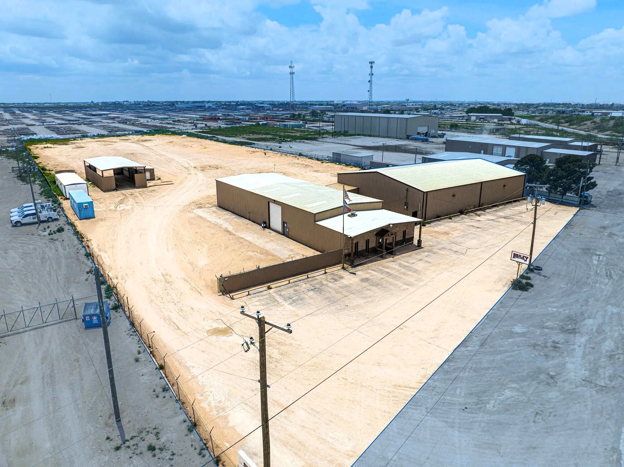 6700 Interstate 20, Midland, TX à louer Photo de l’immeuble– Image 1 sur 13