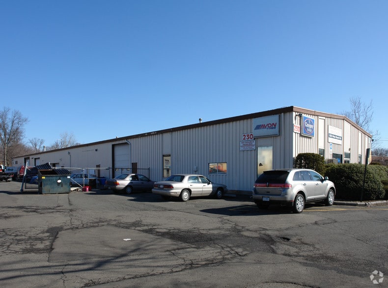 230 W Nyack Rd, Nanuet, NY à louer - Photo principale – Image 3 sur 10