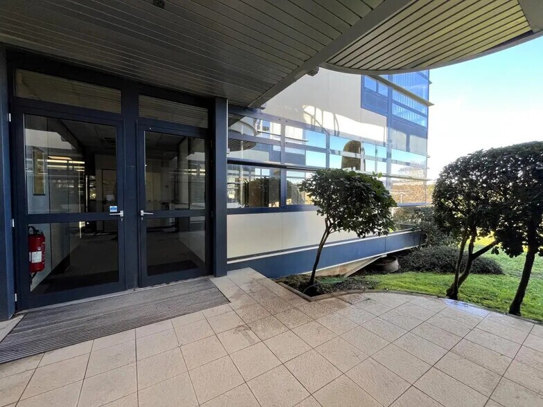 Bureau dans Biot à louer - Photo de l’immeuble – Image 3 sur 11