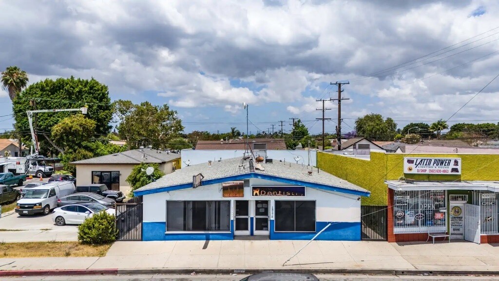 13175 Paramount Blvd, South Gate, CA à vendre Photo de l’immeuble– Image 1 sur 74