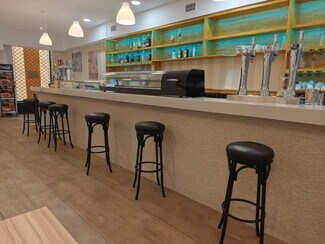 Plus de détails pour Local commercial à louer