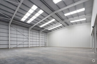 Old Walsall Rd, Birmingham à louer Photo intérieure– Image 2 sur 10