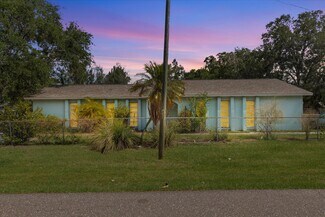 Plus de détails pour 5651 Crestmont St, Clearwater, FL - Logement à vendre