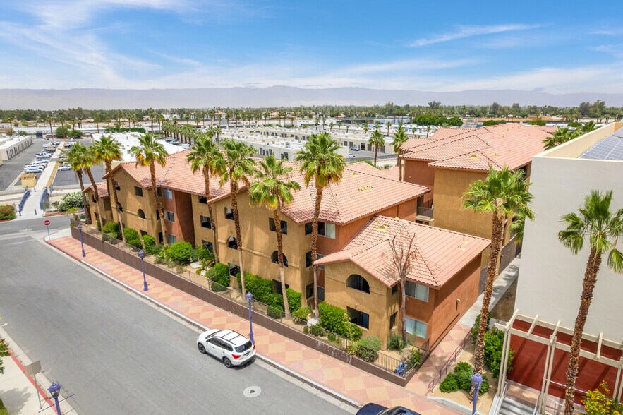 36700 Pickfair St, Cathedral City, CA à vendre - Photo de l’immeuble – Image 2 sur 16