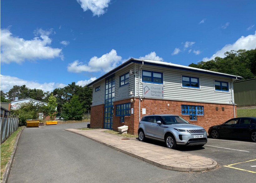 Faraday Dr, Bridgnorth à vendre - Photo principale – Image 1 sur 8