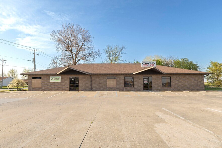 2100 Silva Ln, Moberly, MO à vendre - Photo de l’immeuble – Image 2 sur 24