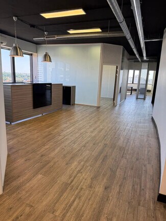 Plus de détails pour 31 Cours Des Juilliottes, Maisons-Alfort - Bureau à vendre