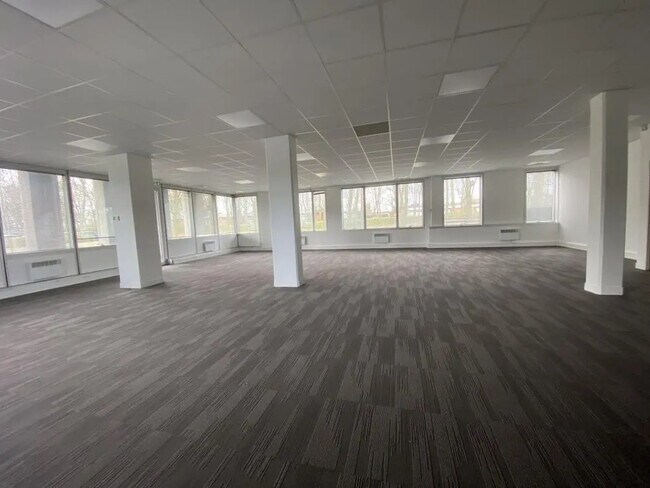 Plus de détails pour Bureau à vendre