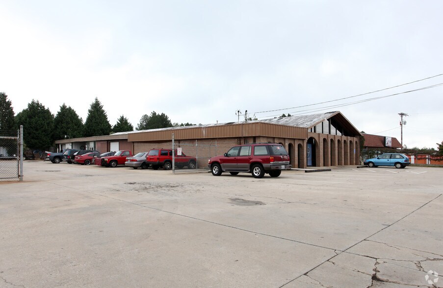 1672 GA-138 Hwy, Conyers, GA à louer - Photo de l’immeuble – Image 2 sur 51