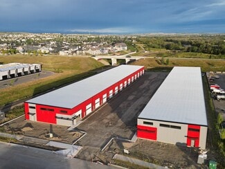 Plus de détails pour 25 Southbank Cres, Okotoks, AB - Industriel/Logistique à vendre