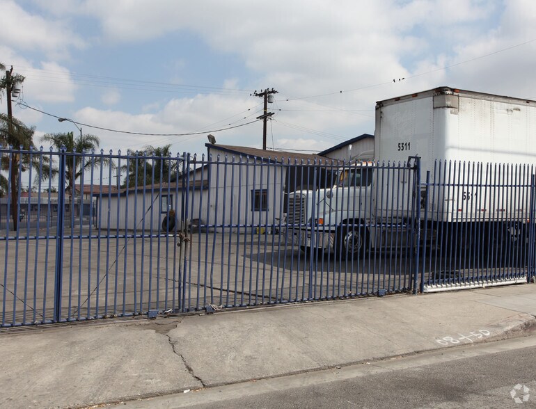 2902 Imperial Hwy, Lynwood, CA à louer - Photo de l’immeuble – Image 3 sur 5