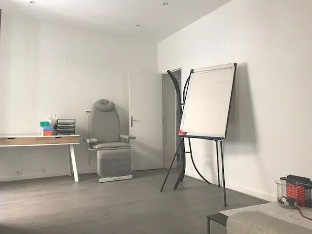 Bureau dans Paris à louer - Photo de l’immeuble – Image 2 sur 6
