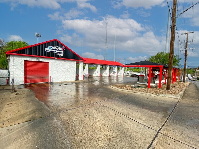 4950 Evers Rd, San Antonio, TX à vendre - Photo de l’immeuble – Image 1 sur 11