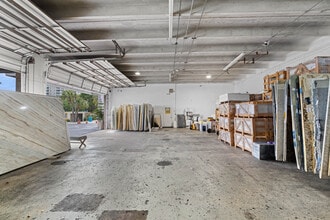 517 NE 5th Ave, Boynton Beach, FL à louer Photo intérieure– Image 2 sur 47