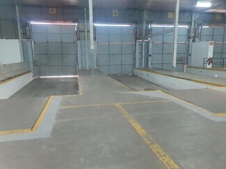 Plus de détails pour Industriel/Logistique à louer