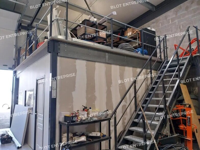 Local d'activités dans Saint-Avé à vendre - Photo intérieure – Image 2 sur 6