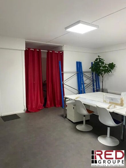 Local commercial dans Aubagne à louer - Photo intérieure – Image 3 sur 5