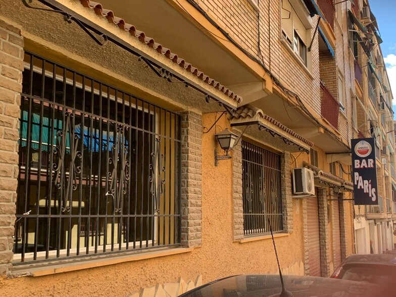 Local commercial dans Paterna à vendre - Photo de l’immeuble – Image 2 sur 39