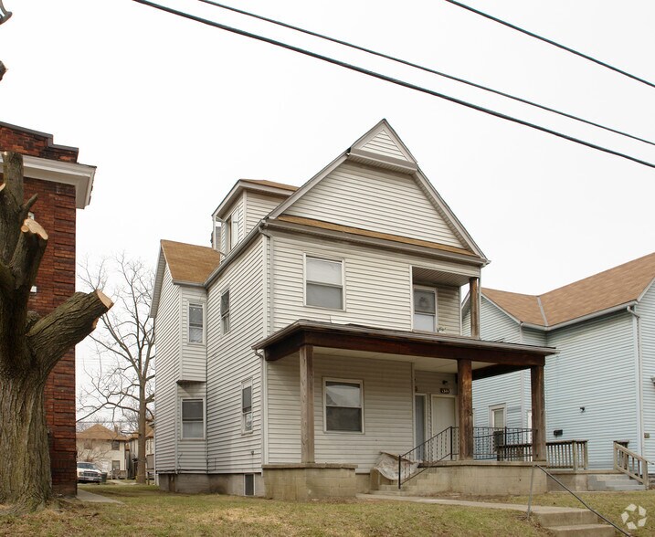 1369-1371 Summit St, Columbus, OH à vendre - Photo de l’immeuble – Image 2 sur 2
