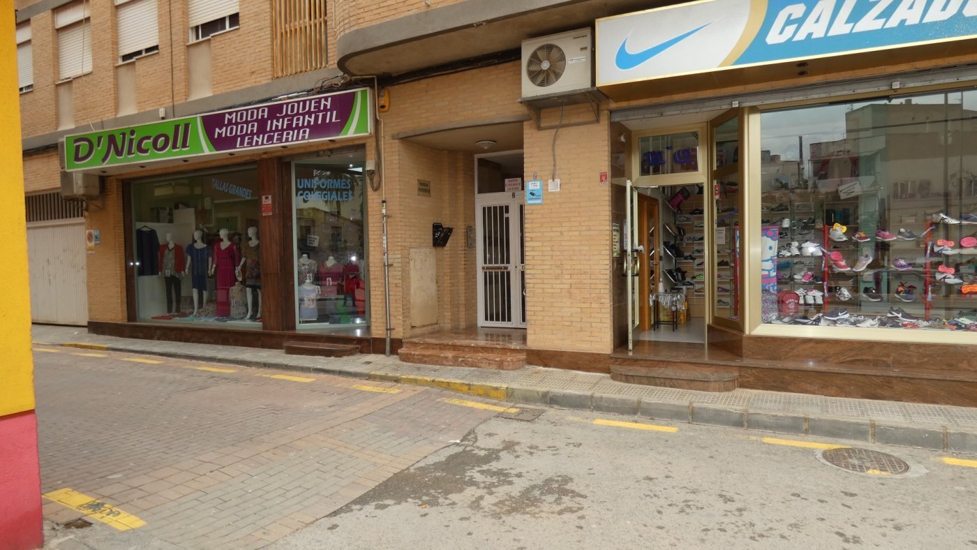Local commercial dans Murcia, Murcia à vendre Photo de l’immeuble– Image 1 sur 19