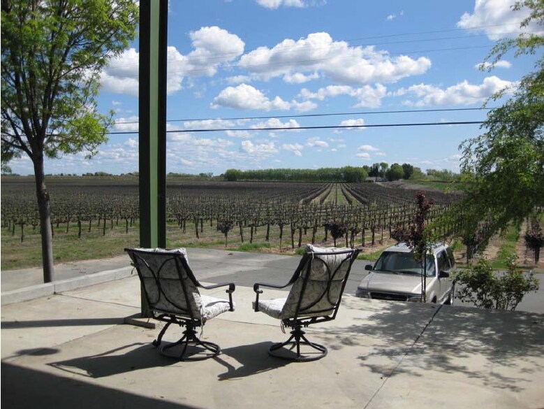 15511 Isleton Rd, Isleton, CA à louer - Photo de l’immeuble – Image 3 sur 26