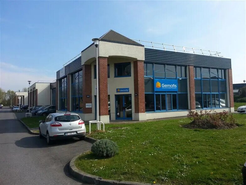 Bureau dans Croissy-Beaubourg à vendre - Photo de l’immeuble – Image 3 sur 12