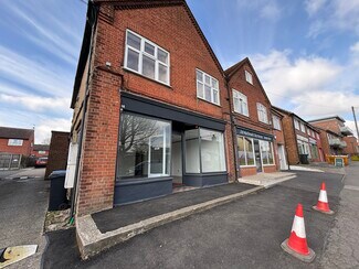 Plus de détails pour 14 High St, Hemel Hempstead - Local commercial à louer