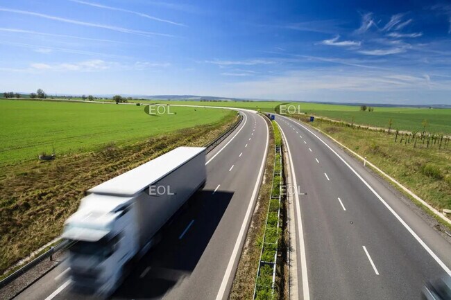 Plus de détails pour Terrain à vendre