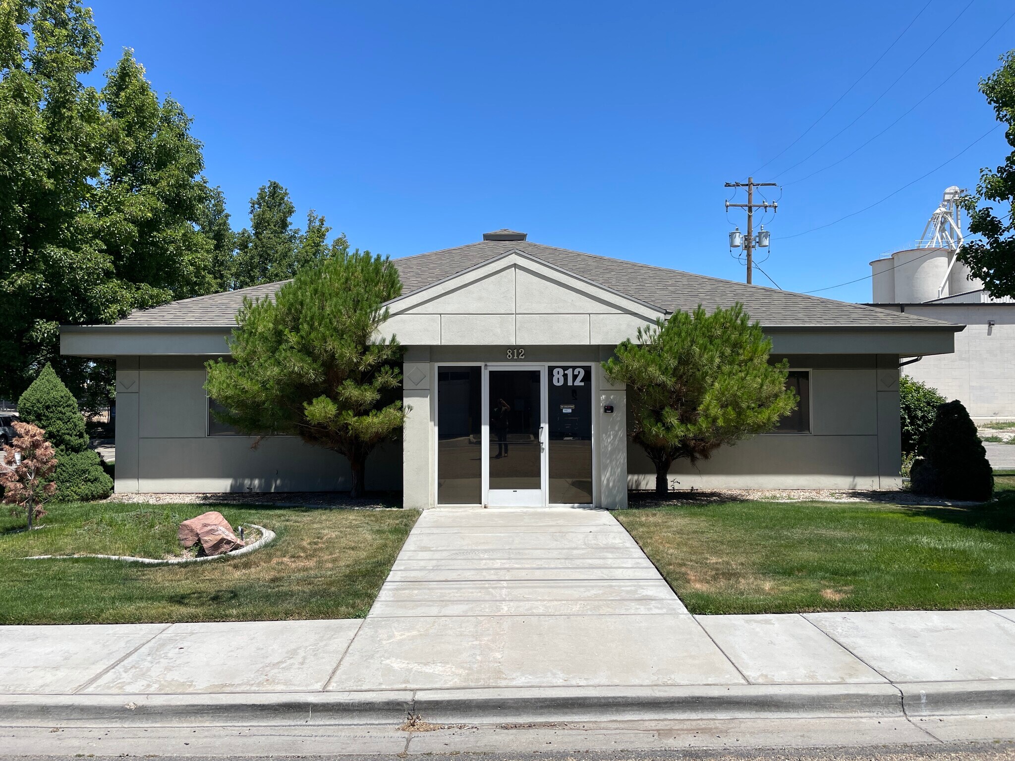 812 1st St S, Nampa, ID à vendre Photo de l’immeuble– Image 1 sur 3