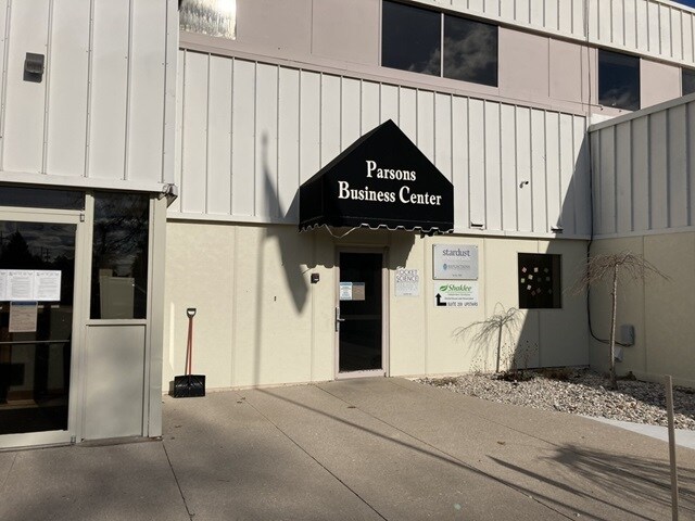807 Airport Access Rd, Traverse City, MI à louer - Photo de l’immeuble – Image 2 sur 2