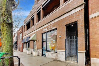 Plus de détails pour 2108-2110 W Roscoe St, Chicago, IL - Local commercial à vendre