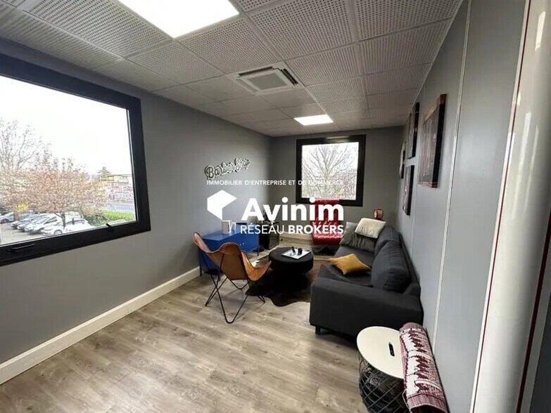 Bureau dans Gennevilliers à louer - Photo intérieure – Image 3 sur 9