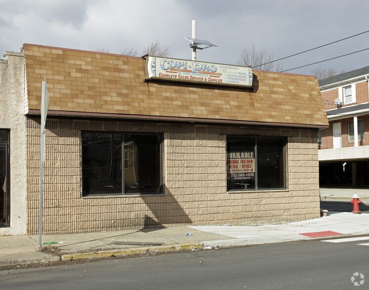 21 W Main St, Bound Brook, NJ à vendre - Photo de l’immeuble – Image 2 sur 8
