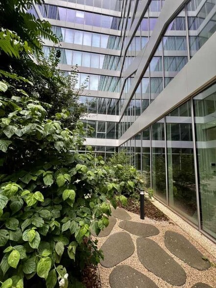 128-140 Avenue Galliéni, Bagnolet à louer - Photo de l’immeuble – Image 3 sur 12