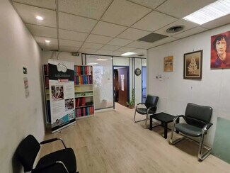 Plus de détails pour 48 Cours Blaise Pascal, Évry-Courcouronnes - Bureau à vendre