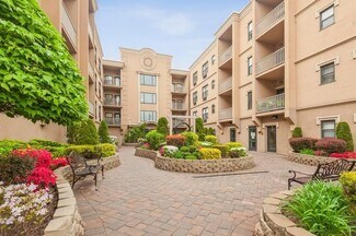 Plus de détails pour 8915 Bergenwood Ave, North Bergen, NJ - Logement à vendre