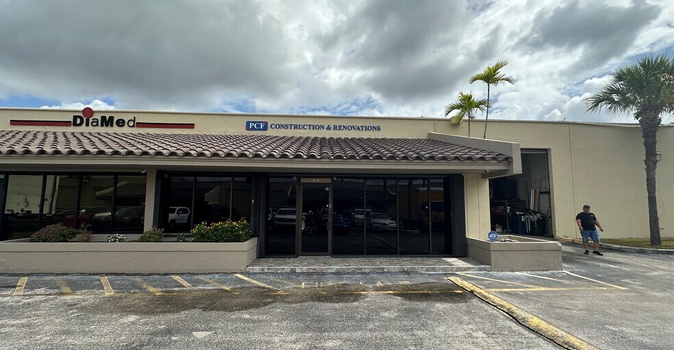 6095 NW 167th St, Miami Lakes, FL à vendre - Photo principale – Image 1 sur 9