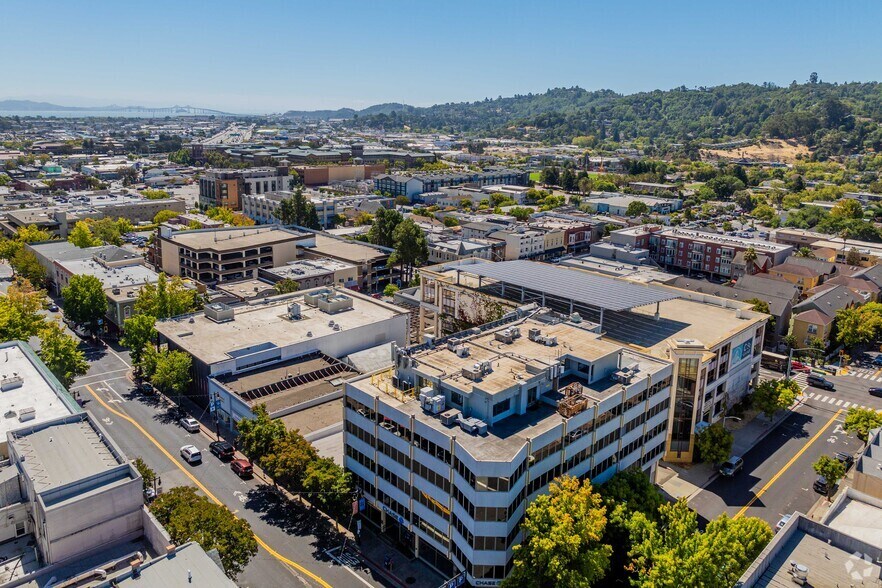 1299 4th St, San Rafael, CA à louer - Photo de l’immeuble – Image 3 sur 3