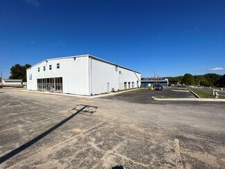 Plus de détails pour 4531 W Lincoln Hwy, Downingtown, PA - Local d'activités à louer