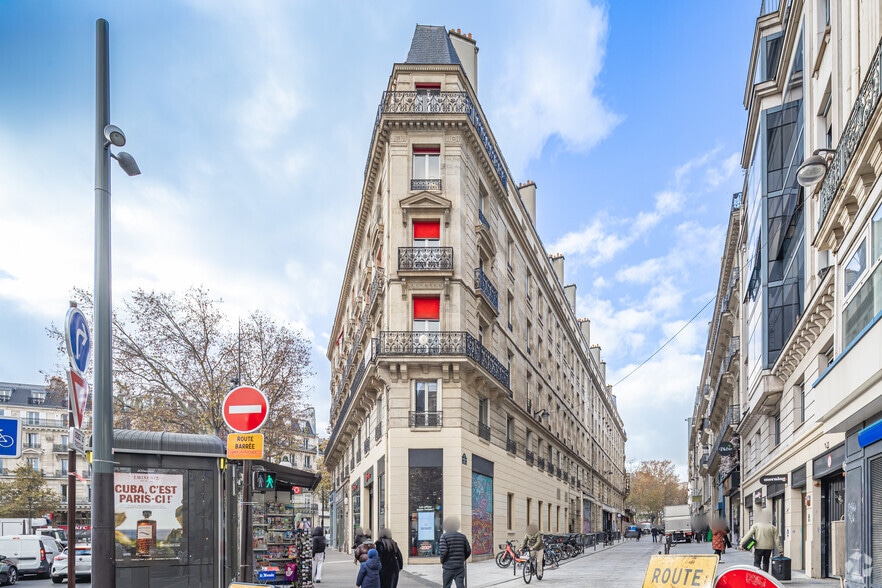 2 Boulevard Saint-Martin, Paris à louer - Photo de l’immeuble – Image 3 sur 11
