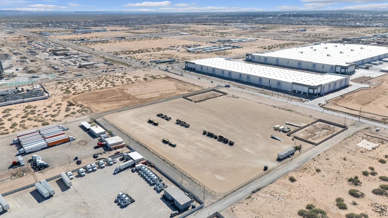 12841 Pellicano dr, El Paso, TX à louer Photo principale– Image 1 sur 6