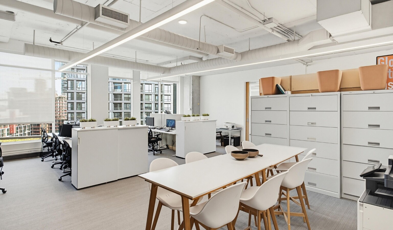 130 Queens Quay E, Toronto, ON M5A 0P6 - Lot 1306-1312 - - Photo intérieure - Image 1 of 14