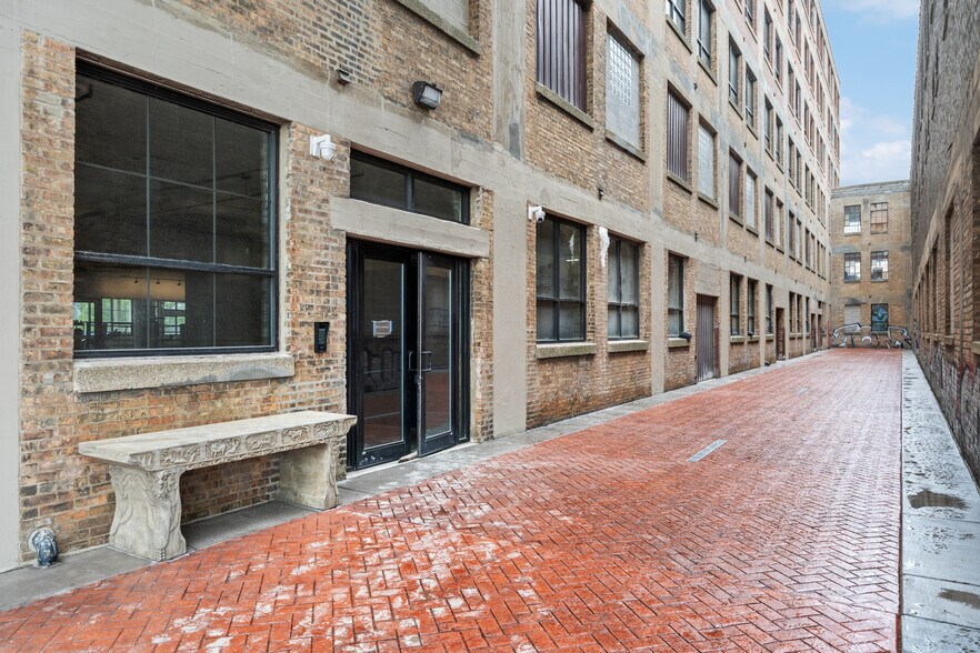 1001 N North Branch St, Chicago, IL à louer - Photo de l’immeuble – Image 2 sur 27