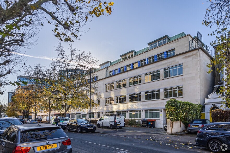 27 Hammersmith Grove, Londres à louer - Photo de l’immeuble – Image 2 sur 19