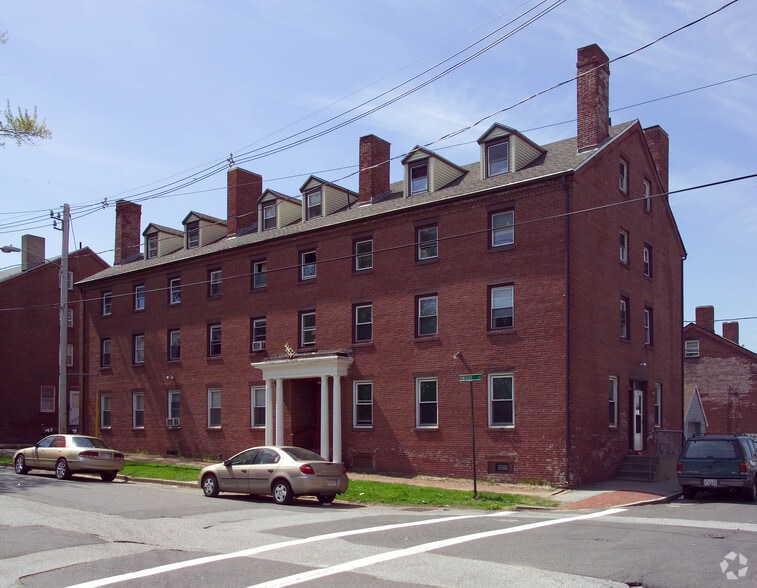 2-6 Dwight St, Chicopee, MA à vendre - Photo de l’immeuble – Image 2 sur 2