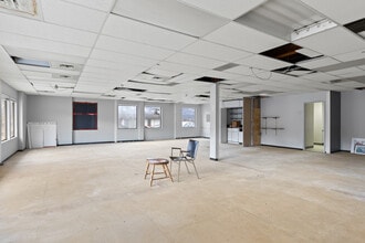 351-391 Hudson St NW, Salmon Arm, BC à vendre Photo intérieure– Image 2 sur 7